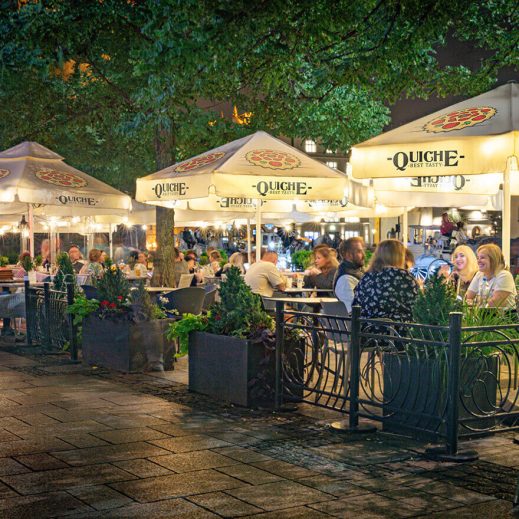 parasols-publicitaires-du-restaurant parasols-publicitaires-du-restaurant